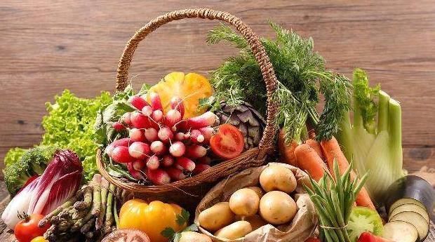 延缓衰老|抗衰老最“厉害”的4种食物，女性坚持吃，皮肤嫩滑，年轻不显老