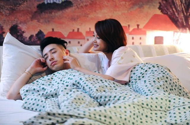 爸爸|“儿子,老爸也怕你妈啊”,一个家庭有多和睦,就看爸爸有多怂