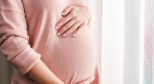 小刘|女孩怀孕多次没能有孩子,第8次终于有了结果,医生和护士却傻了