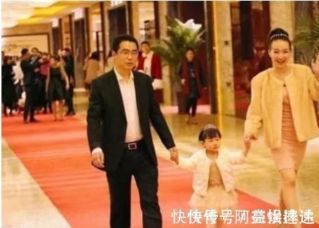 幼儿园|幼儿园毕业典礼就是“妈妈秀”，孩子：妈妈，你不漂亮，别去参加