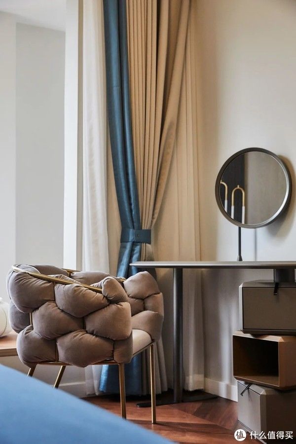 wifi|豪掷百万装修130㎡，客厅竟只用来打王者？