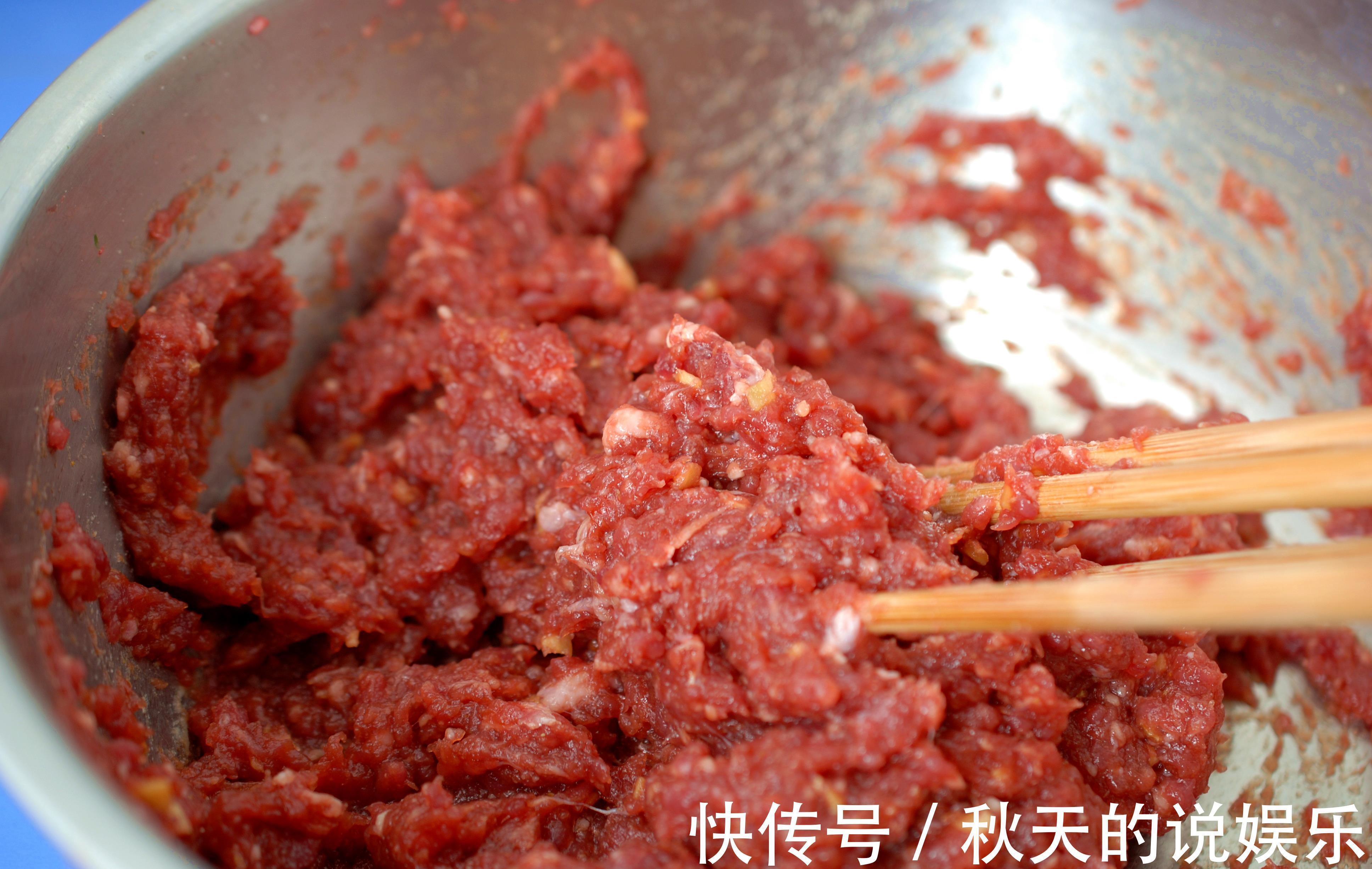 手抓饼|不揉面不发面的牛肉饼,一咬满口都是肉汁儿!3分钟出锅,简单
