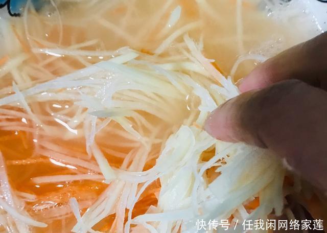 要用到|煎蛋也能玩出花样,健康美味的“鸟巢煎蛋”,超有新意早餐必备