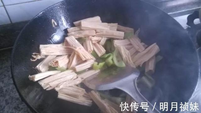 植物性|它是“天然黄体酮”,1盘3元,女人常吃,养子宫,人年轻不显老