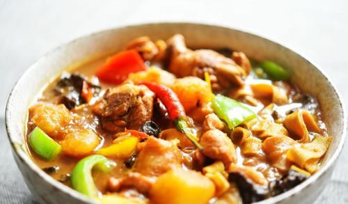 继黄焖鸡“跌落神坛”后，又一美食步入后尘，吃货：都经不住夸