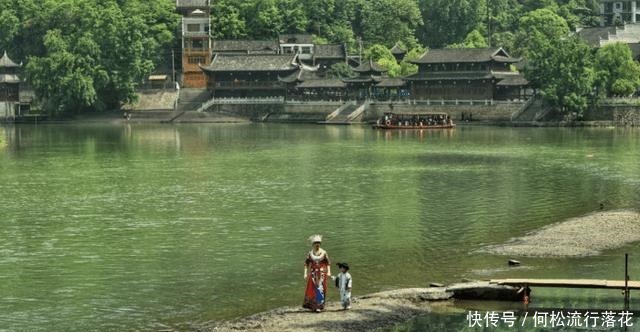 一块钱|忘却的湘西古镇文人也很羡慕，坐拉拉只需一块钱，没有门票！