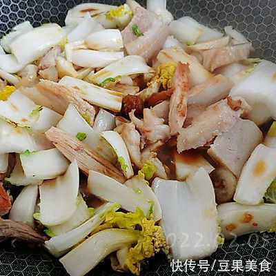 黄心乌|在家不知道吃什么，吃卤肉菘菜烧豆腐就对了