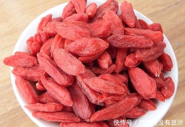 不好|肝不好的人,用红枣和“它”一起泡水喝,助你排肝毒,养肝又护肝