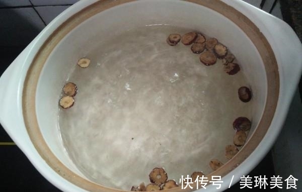 皱纹|这是天然冷冻剂,李阿姨五十岁没斑没皱纹,就是因为经常吃它