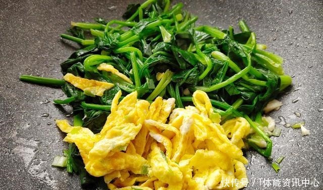 冬天，吃萝卜白菜不如吃它，铁含量极高，女生要多吃，对皮肤好！