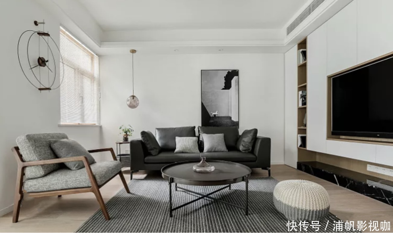 瞬间|装修时房门别装单开门了，他家这么设计，让全屋瞬间放大一倍