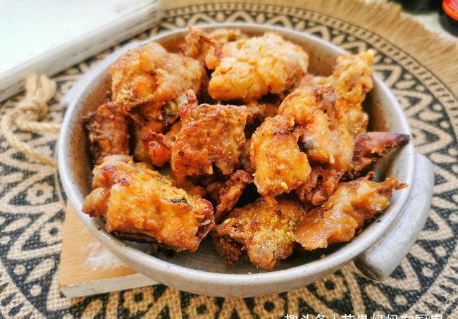 适合冬天吃的无油脆皮炸鸡,简单3步,外酥里嫩,香到舔手指