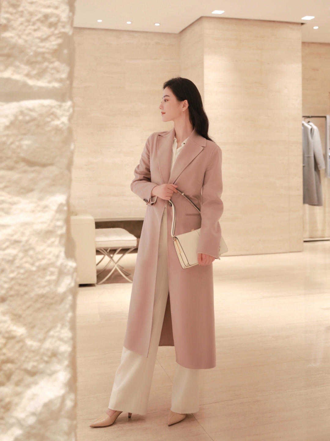 毛领|收起长款大衣吧!小众高端才够惊艳,贵气知性