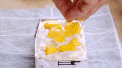 草莓酱|这道厚切酸奶糕，一上桌就被哄抢一空