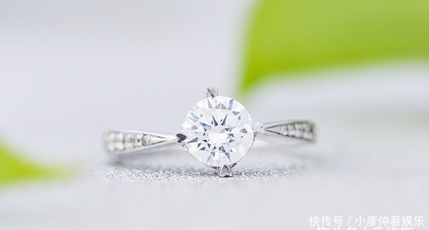 戒指|定婚戒指去哪里买?有没有好的推荐?女孩子喜欢哪个钻戒品牌?