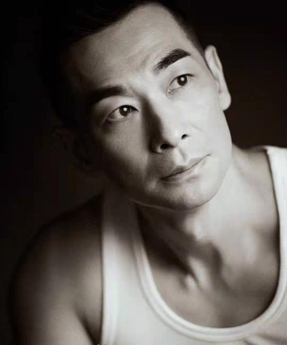 热狗|《披荆斩棘的哥哥》开播，除了霍尊热狗，这些哥哥也很危险