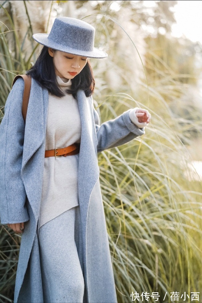 冬季|冬季穿大衣想要好看,不一定配半身裙,搭这3条长裤更高级上档次