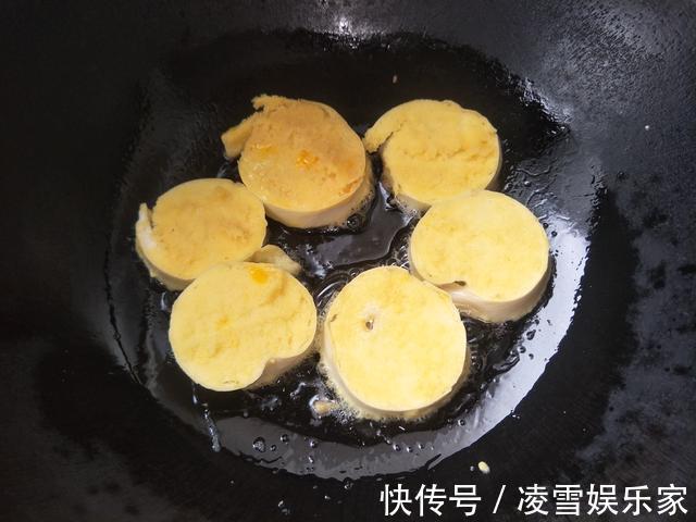 馒头|煎馒头片,别只知道裹鸡蛋,多加1步,馒头片香酥脆爽不吸油