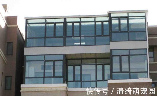 材料|封阳台用塑钢窗好还是断桥铝窗好？三方面分析说明白，不用再纠结