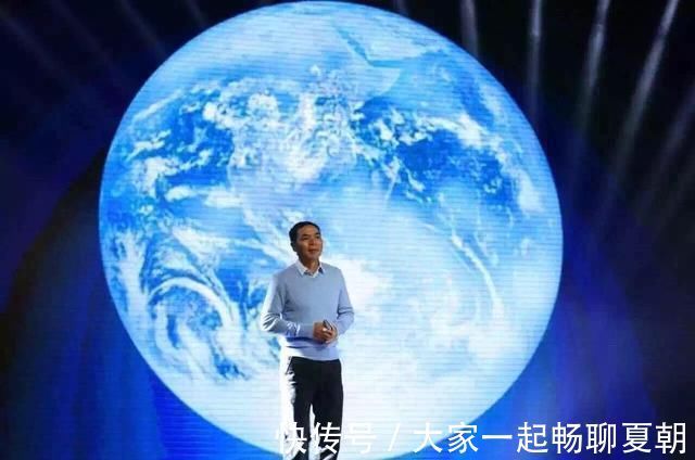 马化腾|腾讯最嚣张的人！年薪3亿，总部都围着他建，网友：不夸张