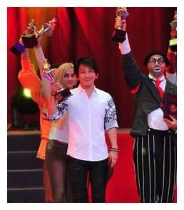 刘谦春晚走红，个人巡演开遍27城市场场爆满，为何突然“消失”？