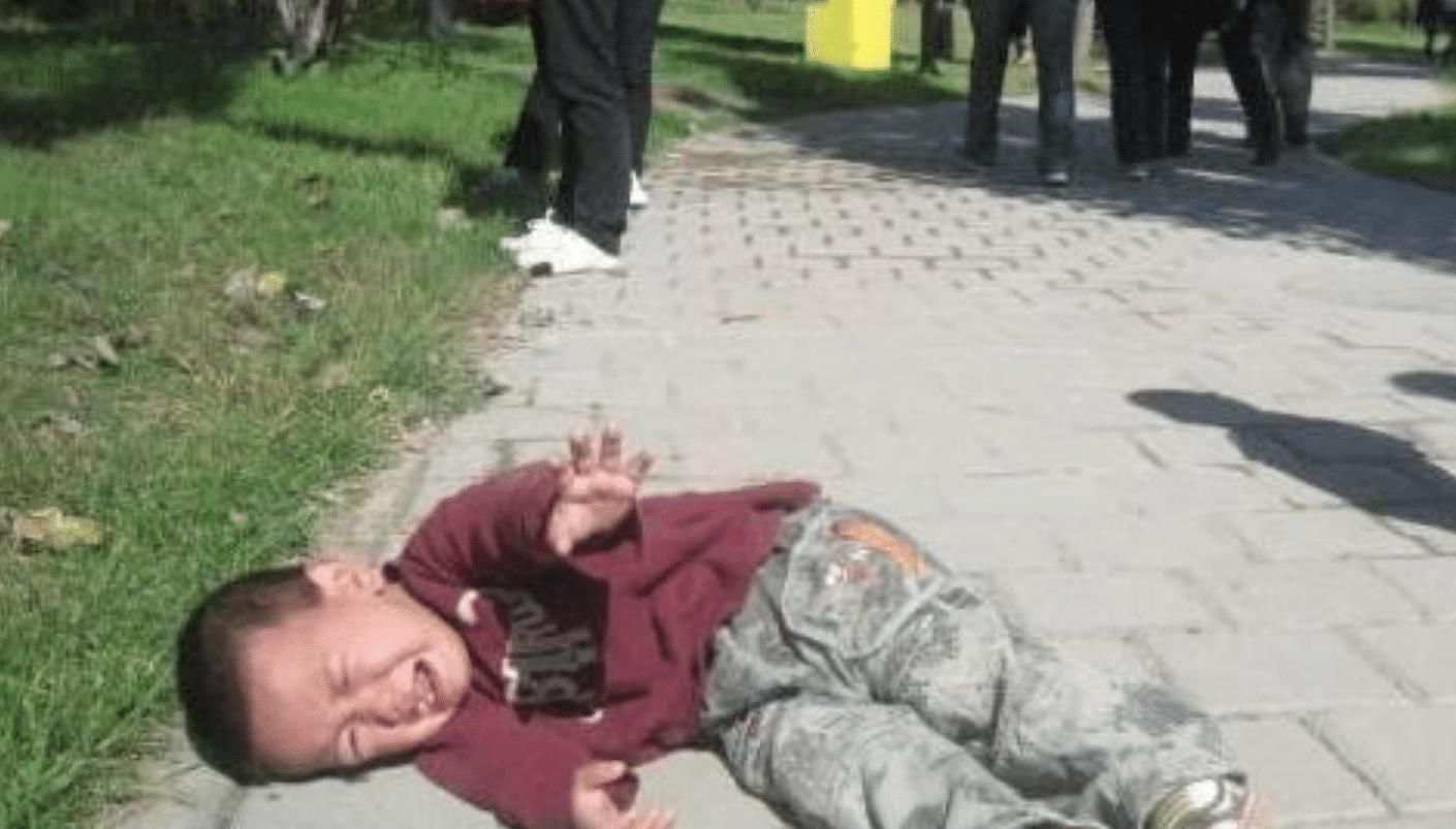 真正的朋友|李玫瑾:长大后没出息的娃,吃饭时多半有这3种表现,要及时纠正