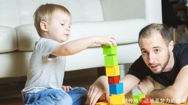 父母|孩子3岁前,出现这几种行为,是智力发育的表现,家长要下点功夫