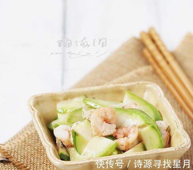 润秋燥|老一辈人说入秋,秋败丝瓜胜良药,这样吃效果好,润秋燥特养人!