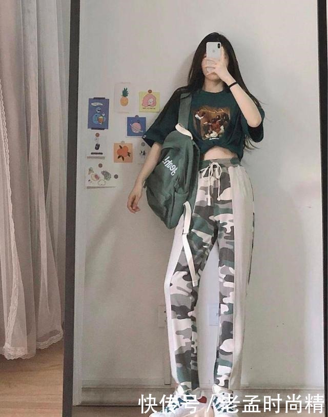 潮酷风格帅女孩, 休闲舒适还时尚, 谁看了不说一声姐姐好?