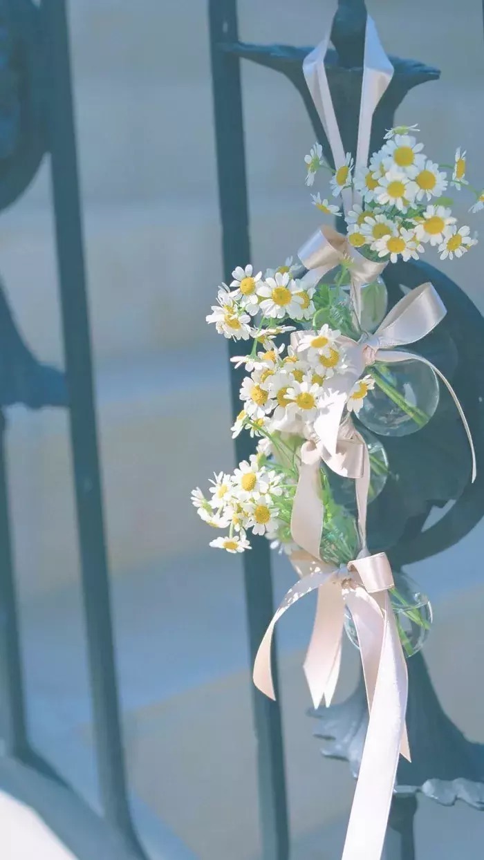 优雅 当我50岁以后,春天一定要像她一样打扮自己:显瘦、还显高级!