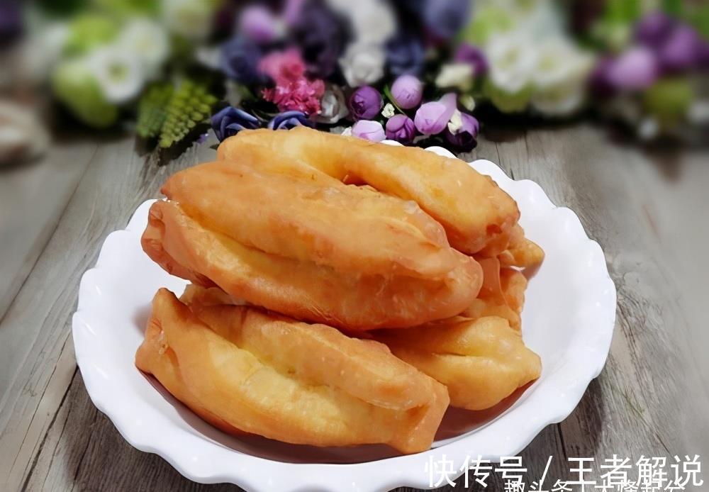 家常奶香小油条|家常奶香小油条，做法简单，个个松软可口，奶香味十足