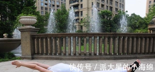 养心|90后美女导游，工作之余，练习瑜伽，一招一式很专业