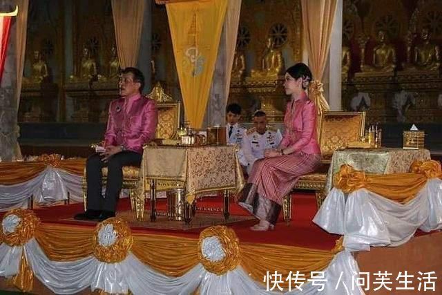 苏提达!诗妮娜有凳子不坐非得跪泰王身边!卑微得让人心疼,难怪苏提达输