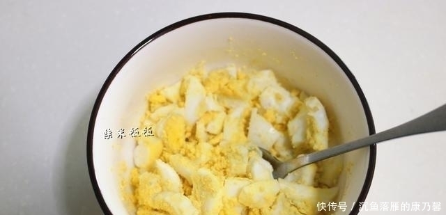 米饭|晚上睡前蒸一锅，起床早餐就有了咸甜软糯，好吃又省事