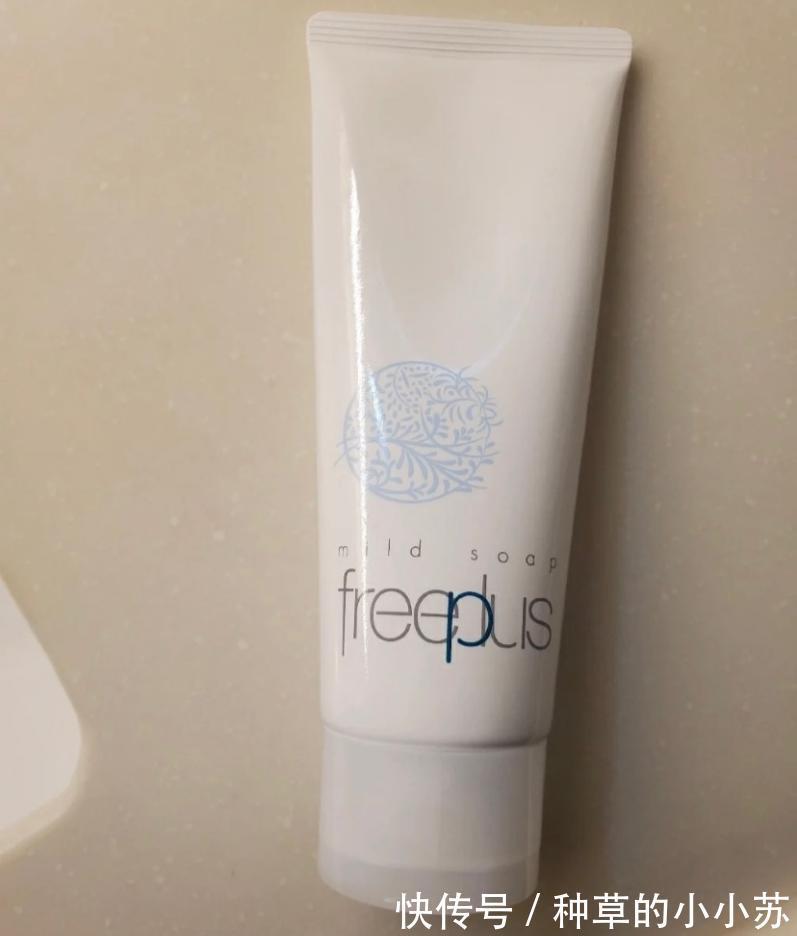 紧绷|屈臣氏必买护肤品捡漏,个个都是隐藏的宝贝,你用过哪款?