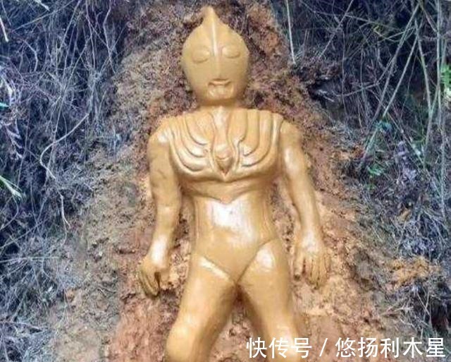 出土文物|奥特曼出土“文物”鉴赏,迪迦的霸气真实,还有冰种翡翠