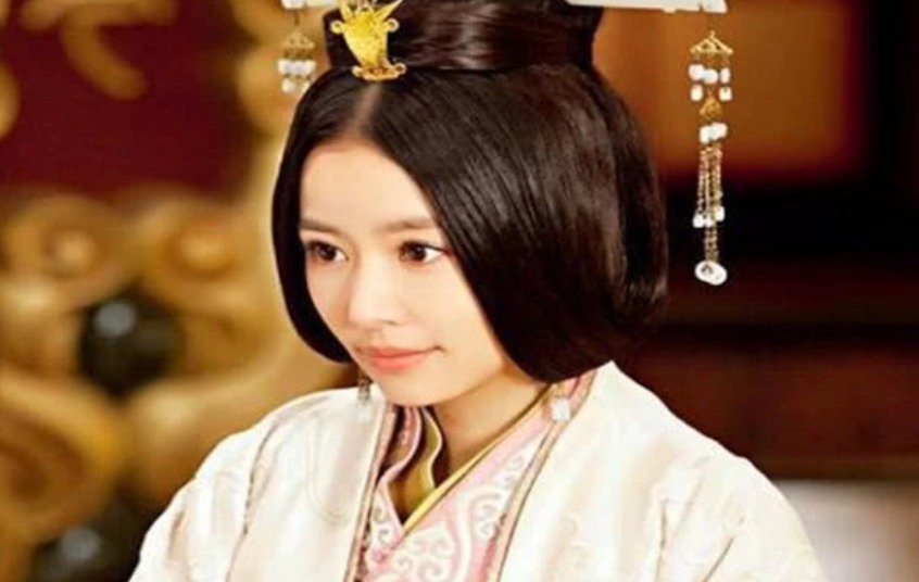 刘秀|丈夫当兵打仗一去不回,2年后妻子被召入宫,却发现丈夫成了皇帝