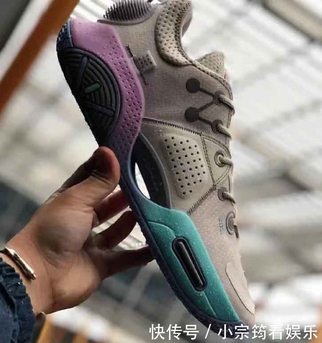 李宁|还别说,这么“甜”的运动鞋,真的活该它好卖