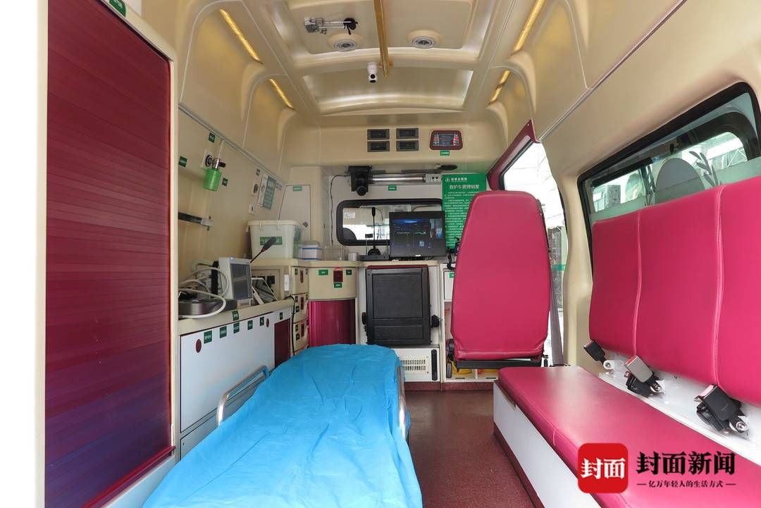 5g|智博会来了｜5G VR探视病房、智能监考机器人……带你实地探访智博会场馆里隐藏的“黑科技”