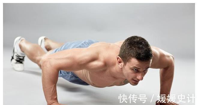 延缓衰老|男人每天坚持做30个俯卧撑，这些变化或许会悄悄跟随你