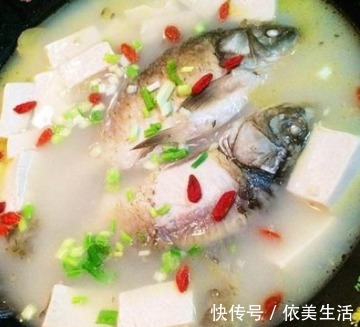 鱼汤|不管炖什么鱼汤，都不要直接炖！大厨教你4招，汤浓白，味鲜美