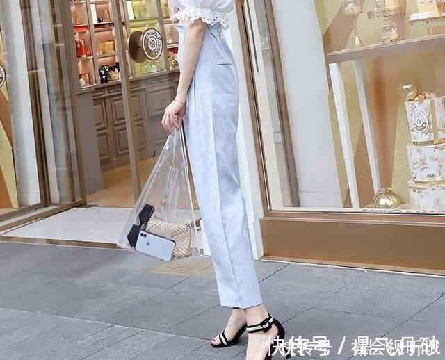 性感迷人 性感迷人的细高跟鞋,别致的一字带凉鞋,演绎摩登时尚