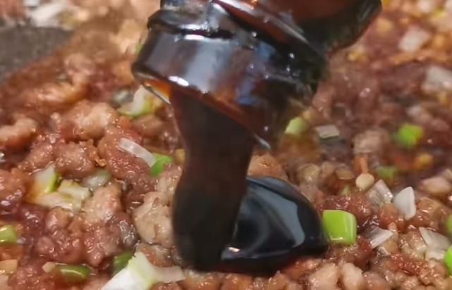 分享一款Q弹筋道的肉末素菜丸子，鲜香好吃又营养，美味的家常菜