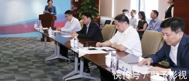 联赛|深夜10点,排协宣布了两个消息,中国女排主帅人选即将水落石出