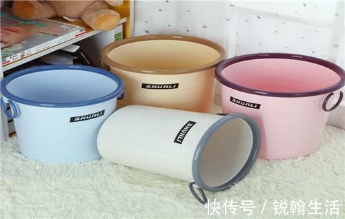 实用|垃圾桶一定要放一个塑料瓶，解决了家里的一大困扰，太实用了