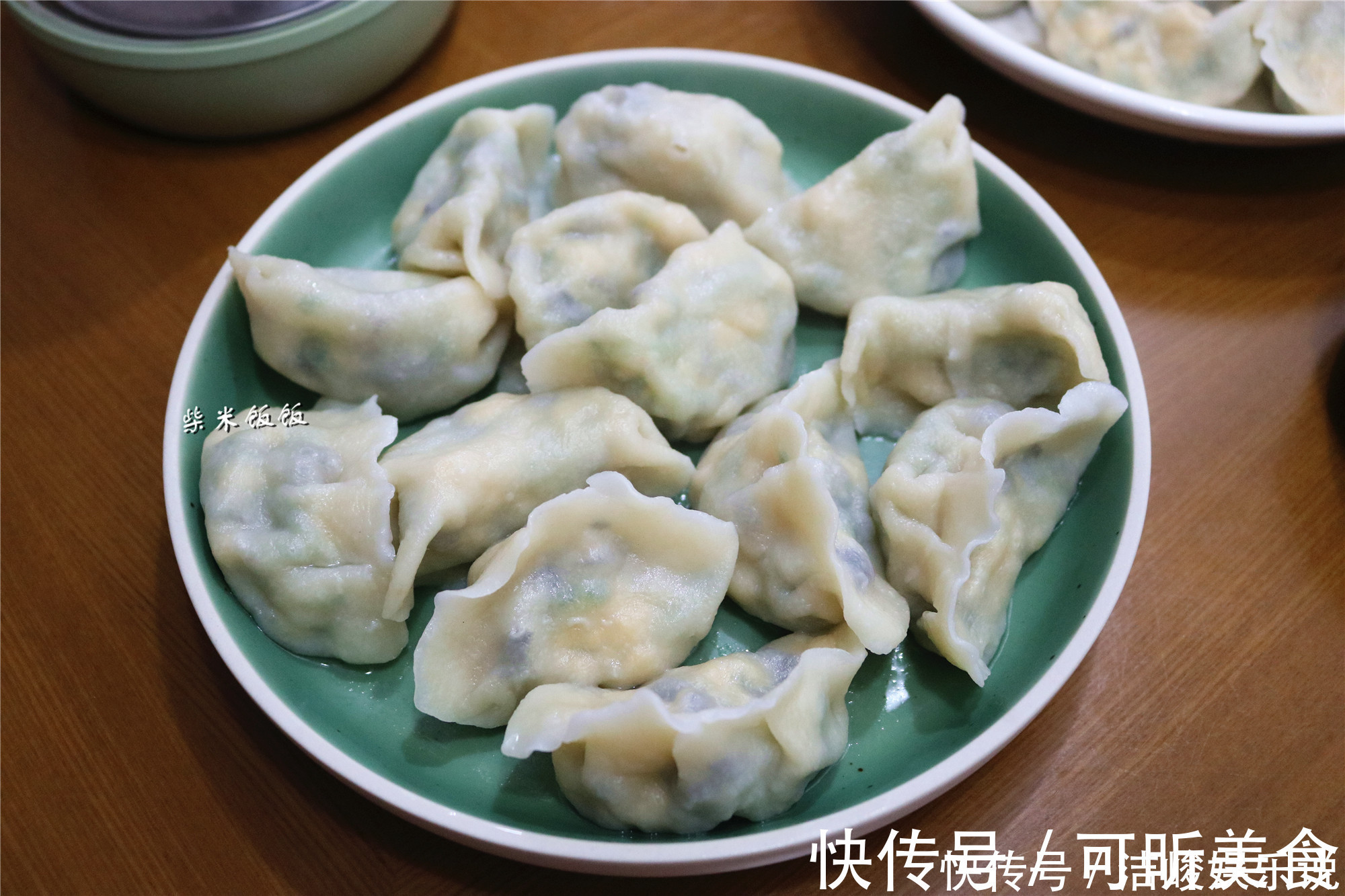 都说这馅的饺子好吃,我也赶紧试试,果然比肉饺子还香