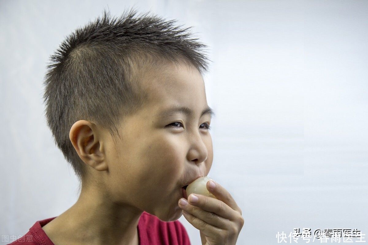 谢荣华|荔枝这么甜,却能导致低血糖?但糖尿病人还是要慎吃