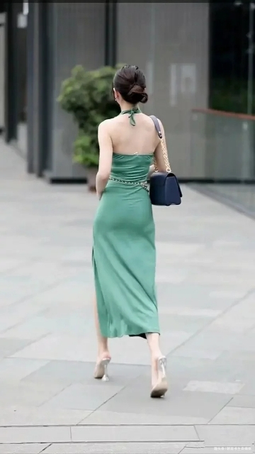 蓮步&七絕·急趨蓮步楚腰柔