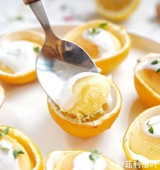 朋友圈|享用朋友圈柠檬蛋糕,烘烤小白不失败,夏天的佳味道