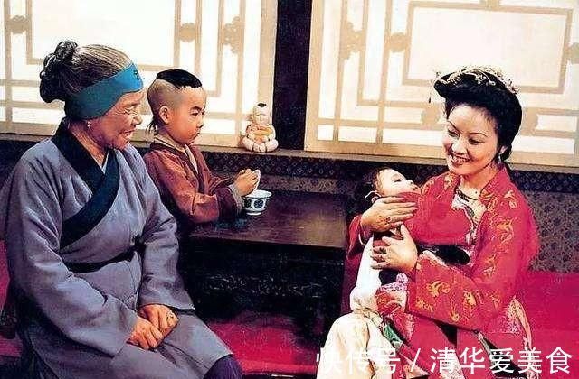 王夫人&面对贫困的刘姥姥,王夫人豪掷100两,贾母为何只送几件旧衣裳?